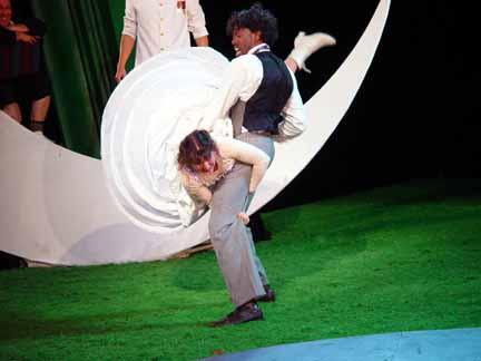 A Midsummer Night's Dream at the Bruns Theatre: California Shakespeare Theatre. 2002.