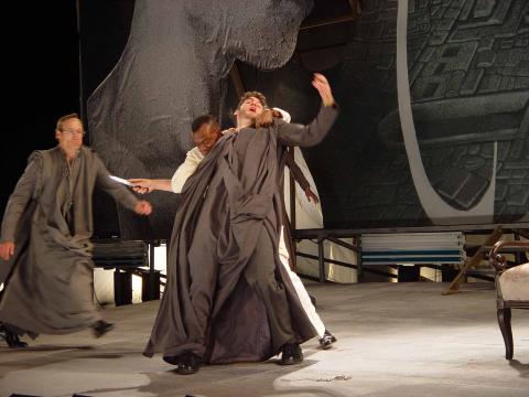 California Shakespeare Theatre; Julius Caesar Fights to the Death (3.1.76)