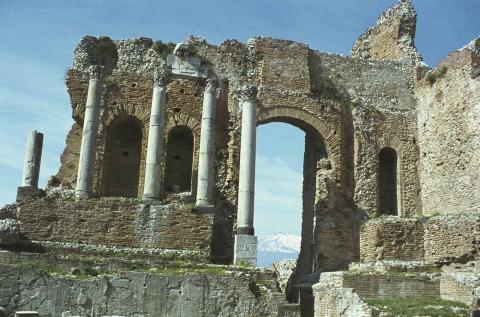 Taormina Theatre, Stage Right